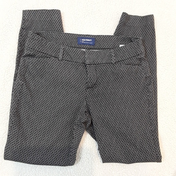 Old Navy Black and White Crop Stretch Pants - Picture 1 of 5